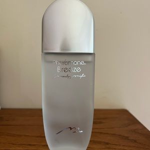 Pheromone Marilyn Miglin Breeze eau de parfum 3.4 oz 90% full
